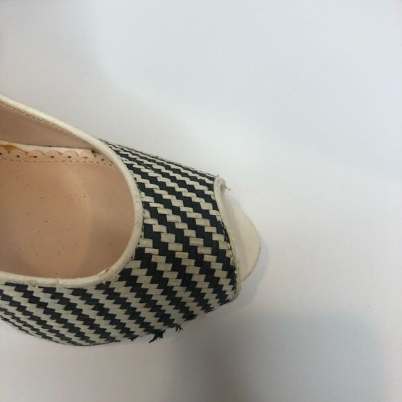 Madison black and white geo design peep toe heels - Picture 3 of 12